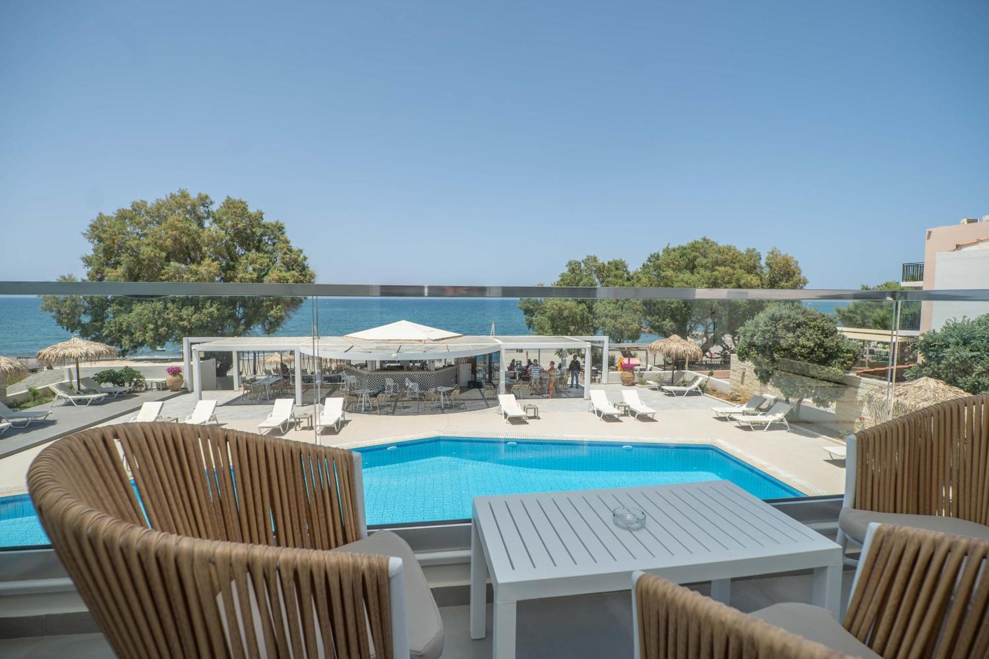 Alexia Beach Hotel