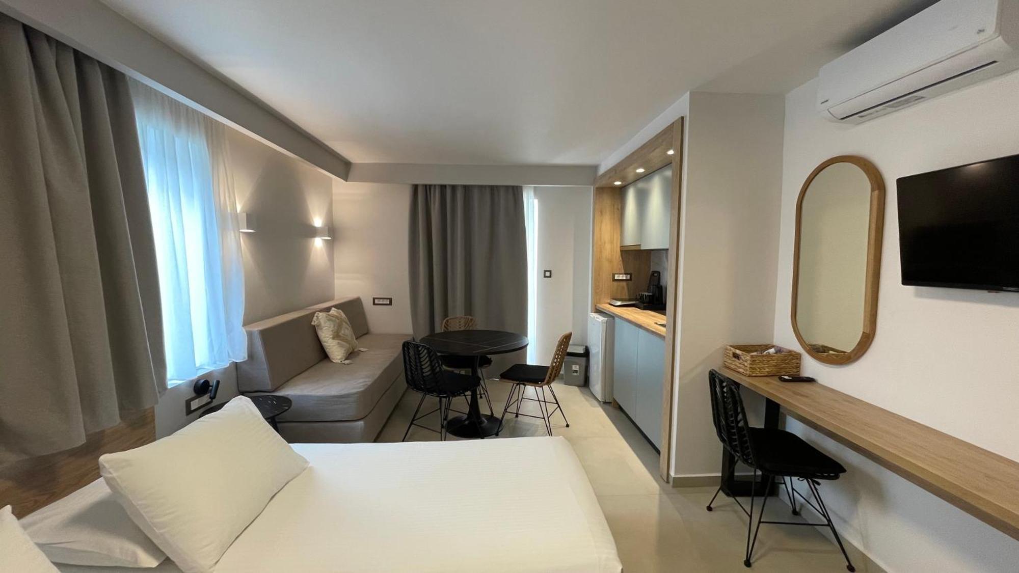 Alexia 3* Agia Marina