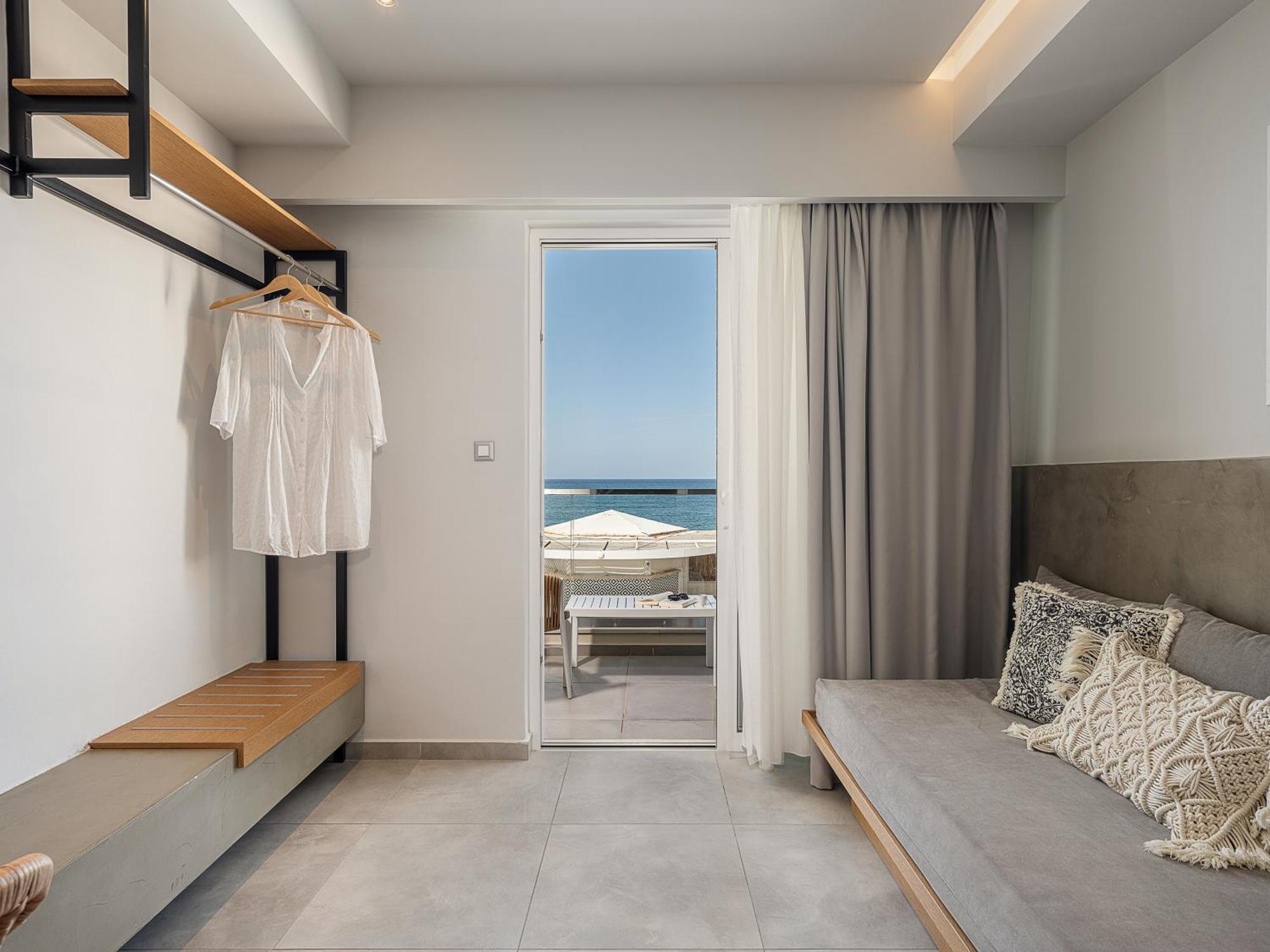 Alexia Hotel 3*