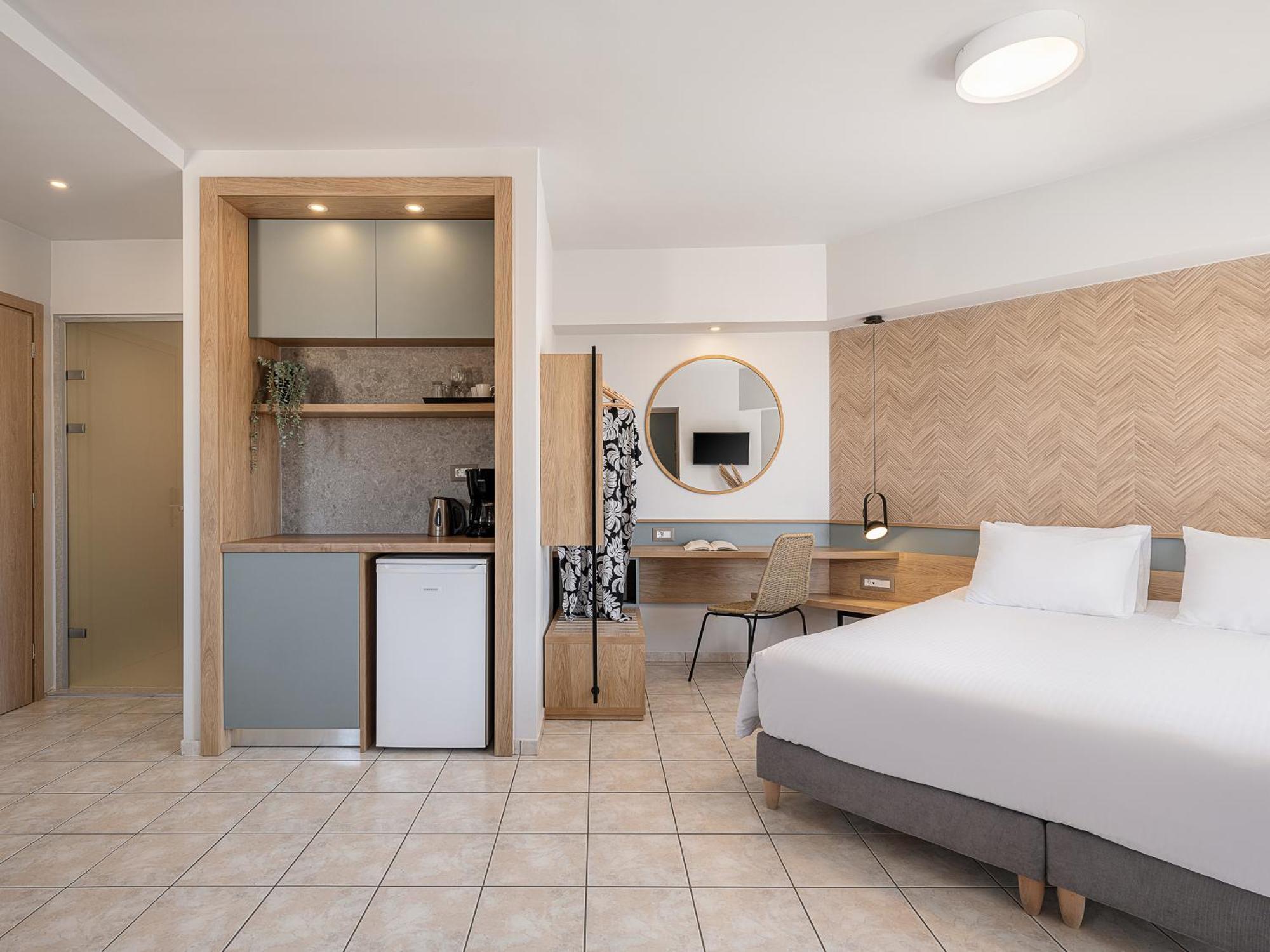 Alexia Beach 3*