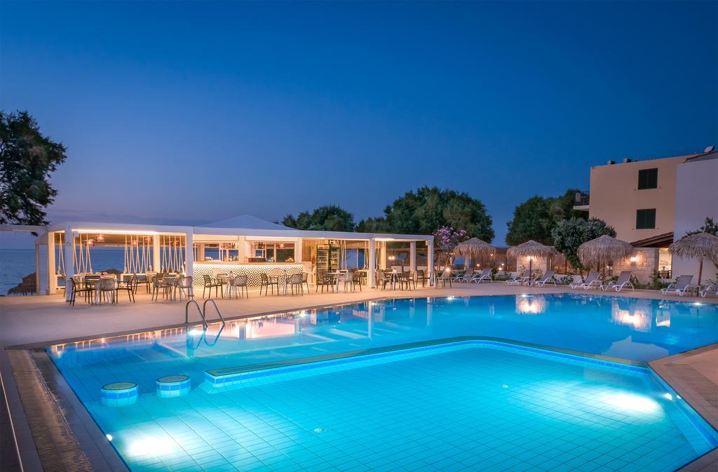 Alexia Beach Hotel 3*