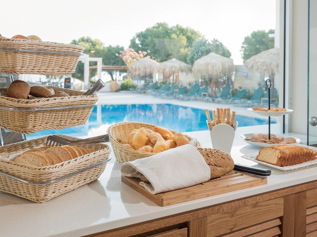 Alexia Beach Hotel